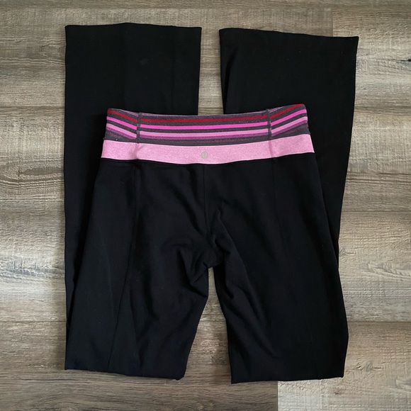 Lululemon Purple Stripe Wide Leg Black Yoga Pants - Picture 1 of 7